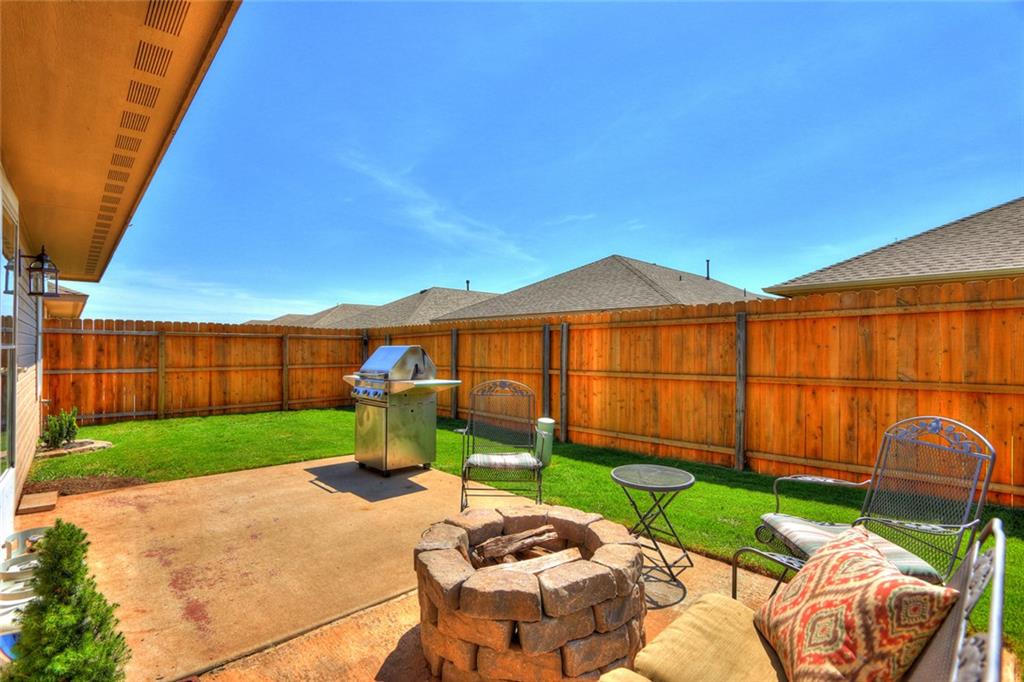 409 Apache Gate Dr, Yukon, OK 73099 photo 21