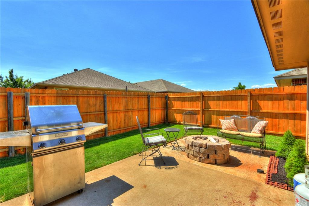 409 Apache Gate Dr, Yukon, OK 73099 photo 22