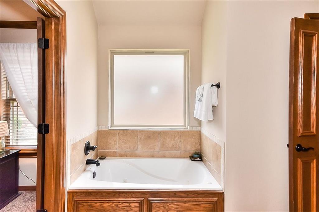 2813 Morgan Trace Rd, Yukon, OK 73099 photo 18