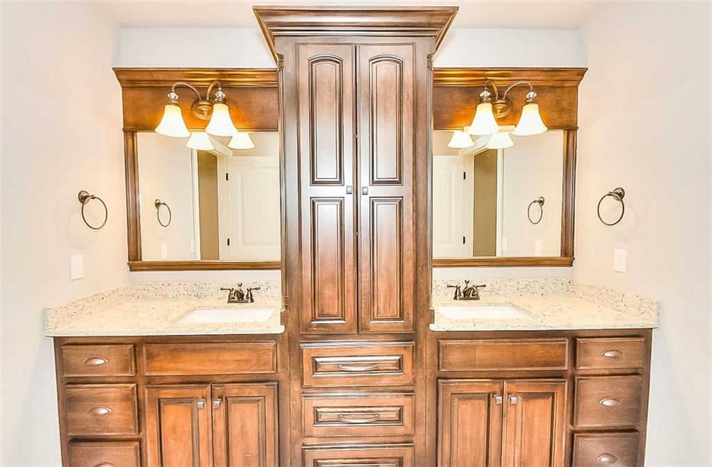 4600 Riata Cir, Tuttle, OK 73089 photo 23