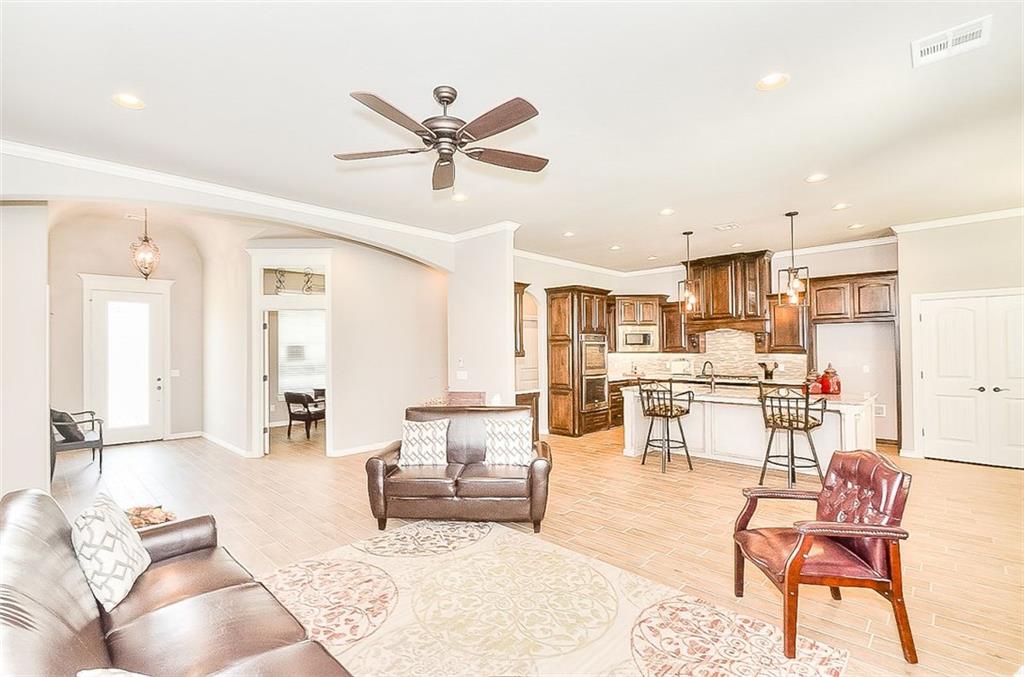 4600 Riata Cir, Tuttle, OK 73089 photo 6