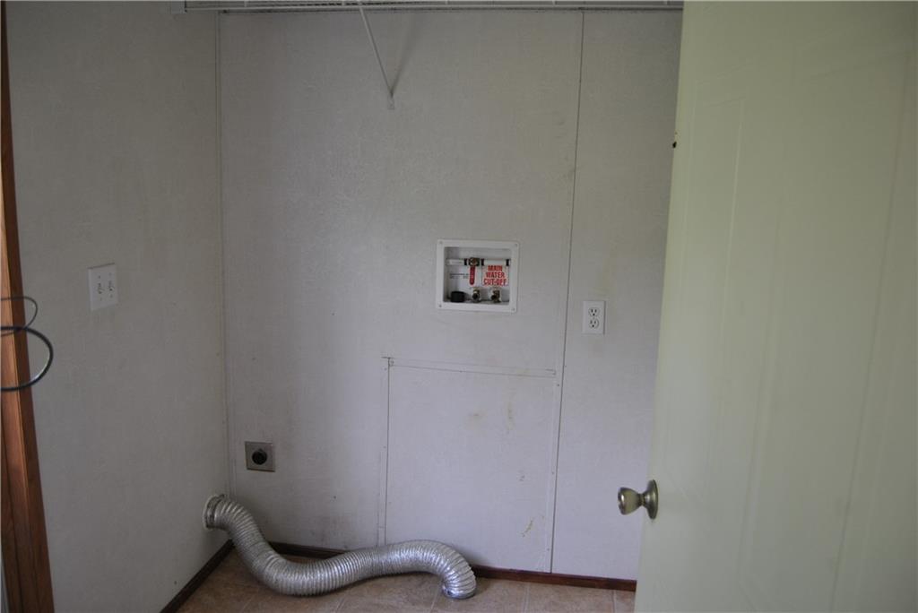 Undisclosed, Mead, OK 73449 photo 15