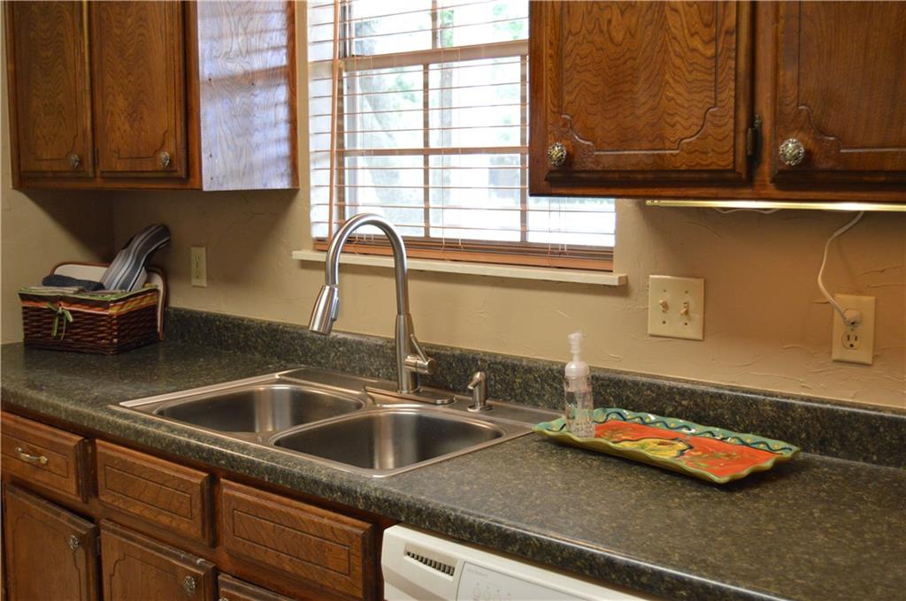 323 E Carson, Mustang, OK 73064 photo 34