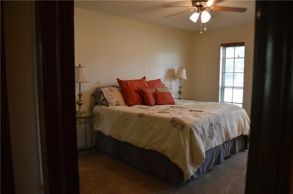 323 E Carson, Mustang, OK 73064 photo 24