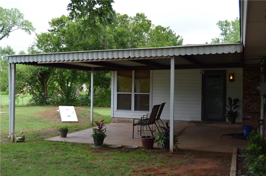 323 E Carson, Mustang, OK 73064 photo 5