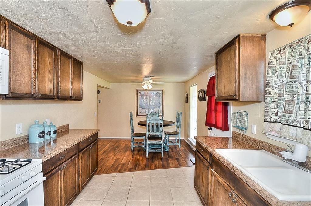 1601 SW 20th, Moore, OK 73170 photo 14