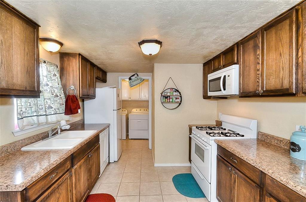 1601 SW 20th, Moore, OK 73170 photo 10