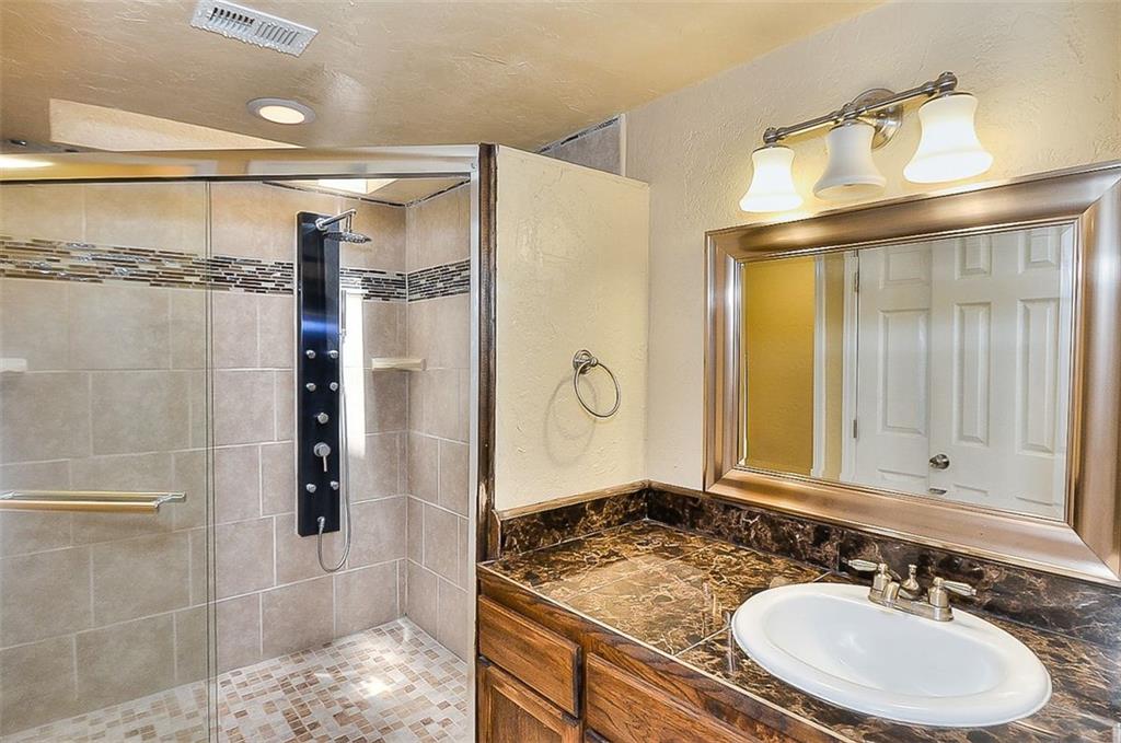 1601 SW 20th, Moore, OK 73170 photo 26