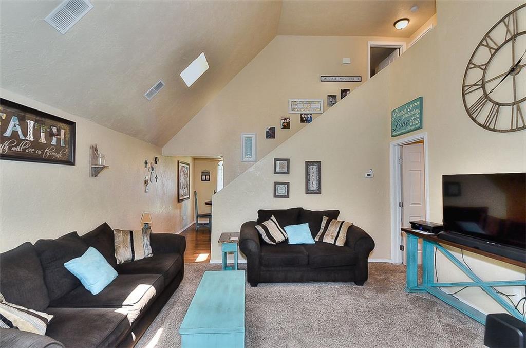 1601 SW 20th, Moore, OK 73170 photo 5