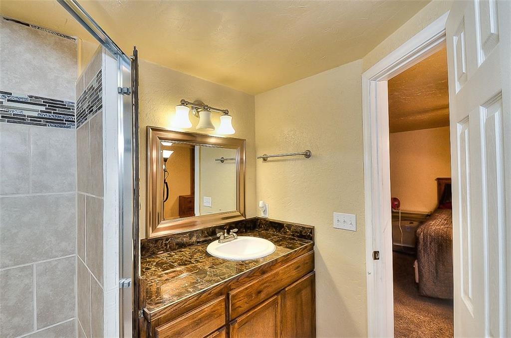 1601 SW 20th, Moore, OK 73170 photo 28