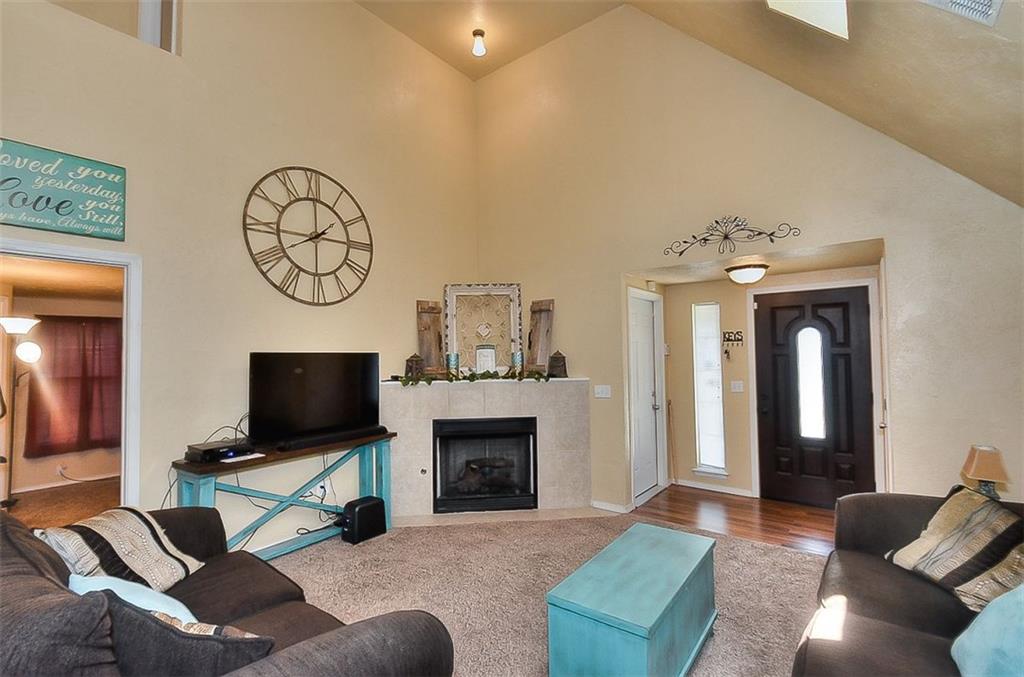 1601 SW 20th, Moore, OK 73170 photo 7