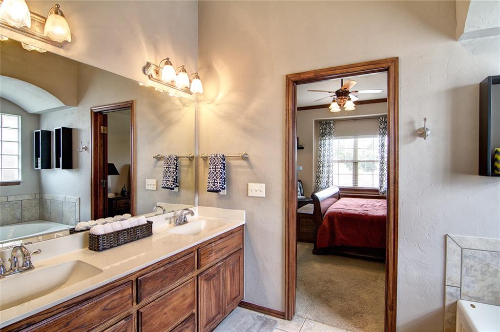 3232 33rd St, Moore, OK 73165 photo 19