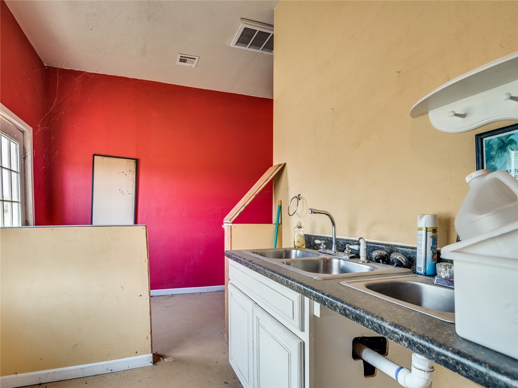1202 W Highway 64, Morrison, OK 73061 photo 30