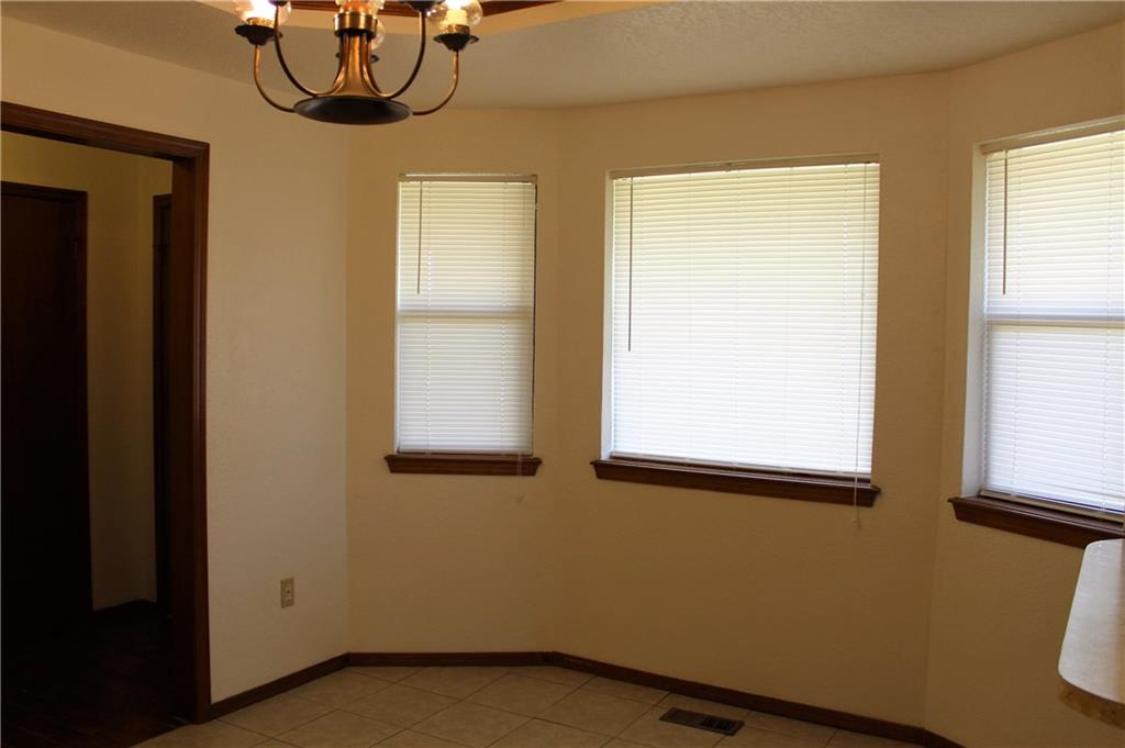 712 E Fox Ln, Newcastle, OK 73065 photo 13