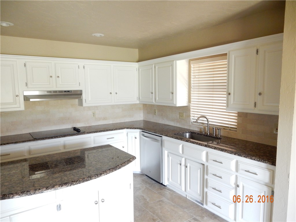 Undisclosed, Edmond, OK 73013 photo 10