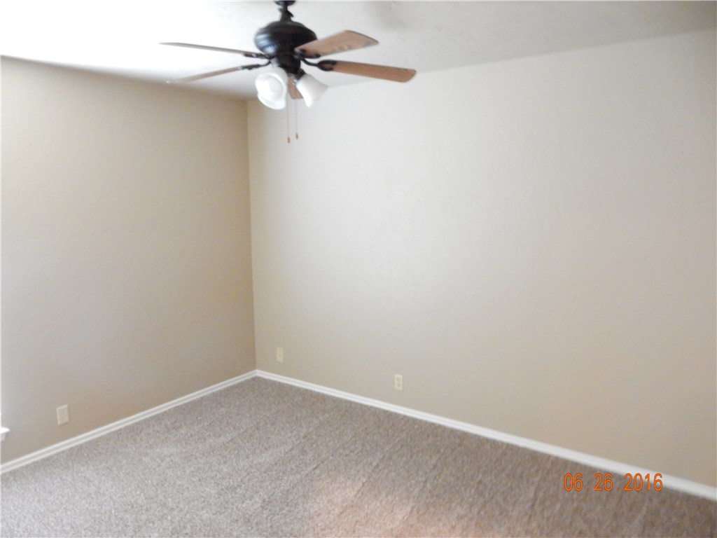 Undisclosed, Edmond, OK 73013 photo 5