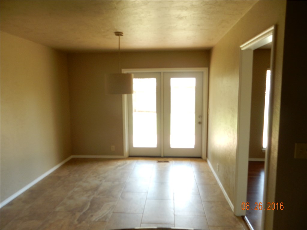 Undisclosed, Edmond, OK 73013 photo 7