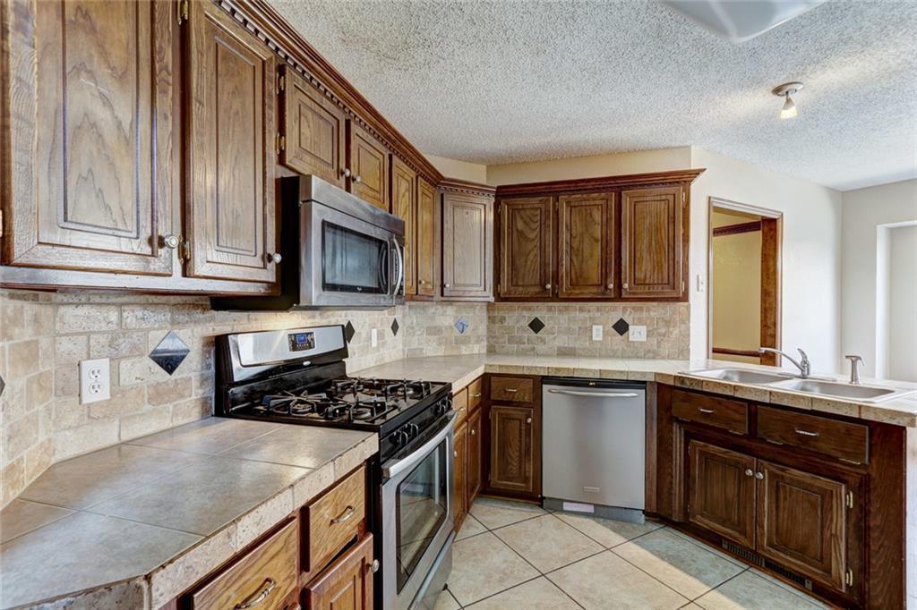 2609 Amy Ct, Moore, OK 73160 photo 12