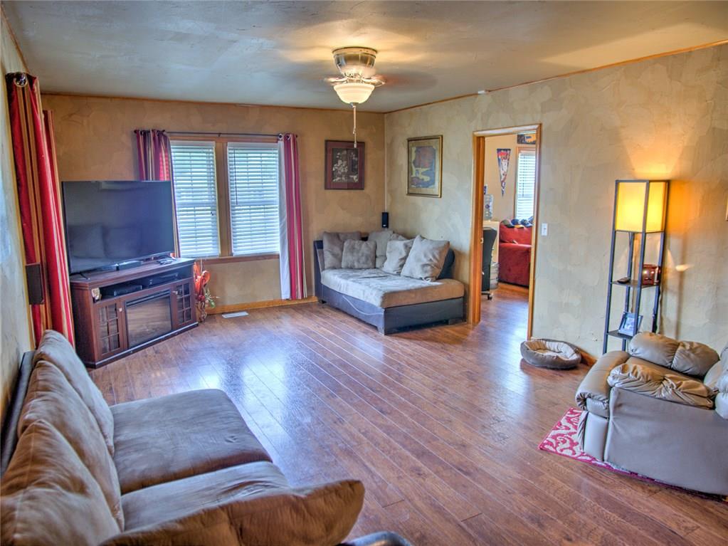 500 S 4th, Mcloud, OK 74851 photo 6