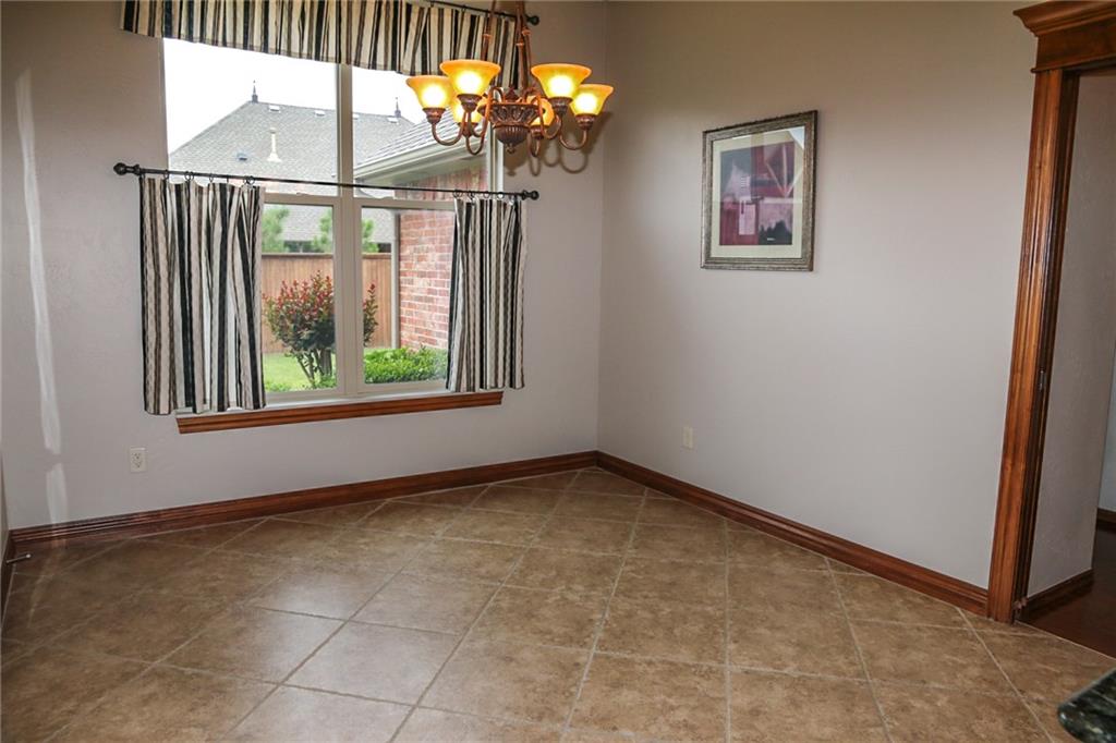 3008 White Cedar Ct, Moore, OK 73160 photo 11