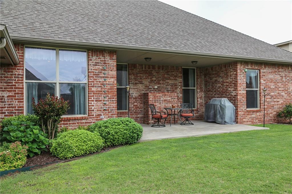 3008 White Cedar Ct, Moore, OK 73160 photo 34