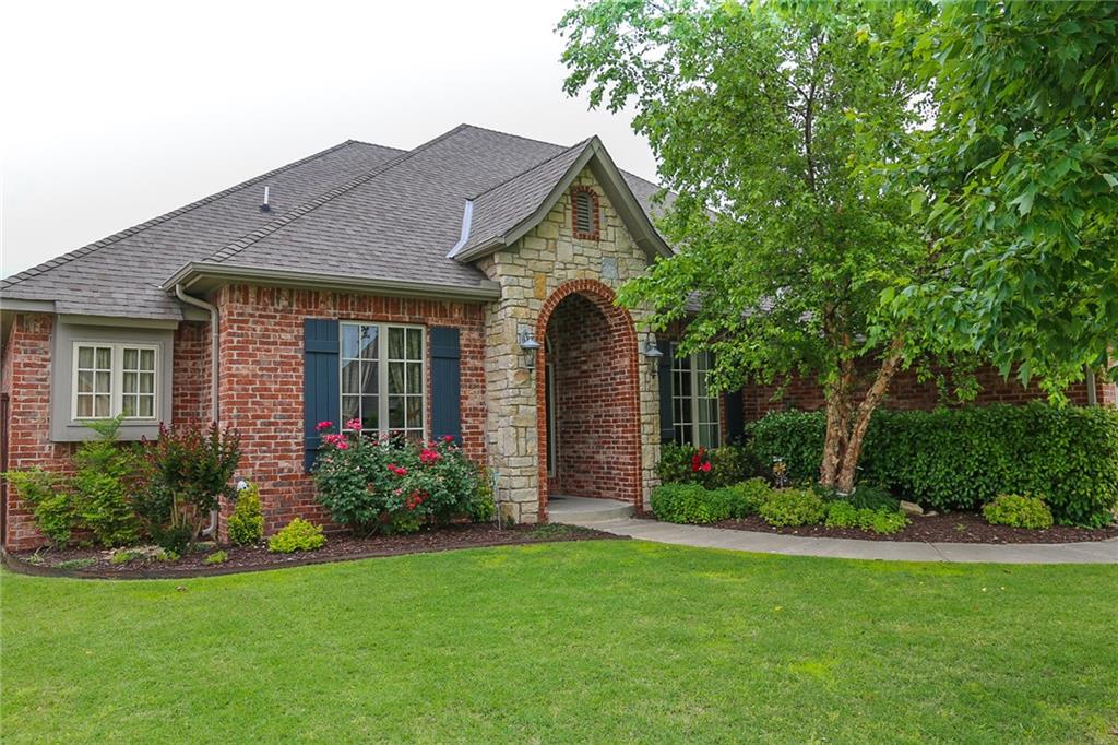 3008 White Cedar Ct, Moore, OK 73160 photo 1
