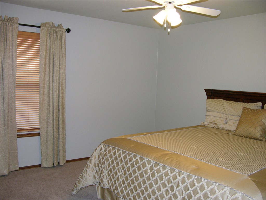 3008 White Cedar Ct, Moore, OK 73160 photo 27