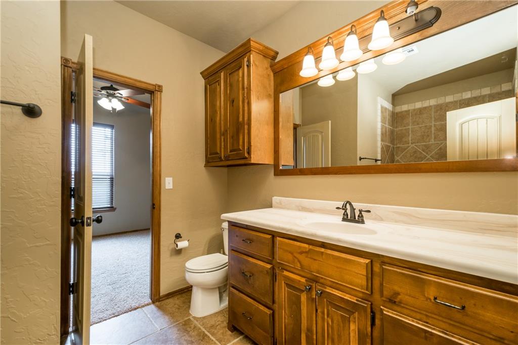 2817 SE 5th St, Moore, OK 73160 photo 24