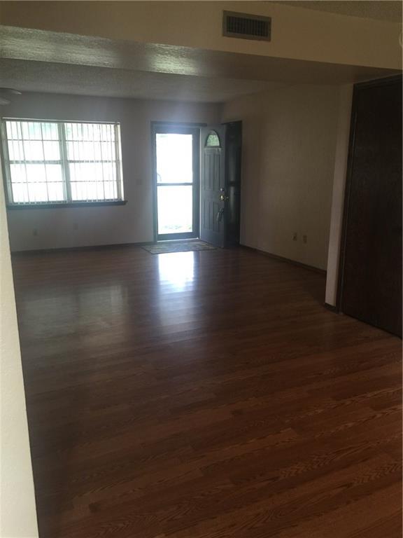 412 Margaret Dr, Tuttle, OK 73089 photo 5