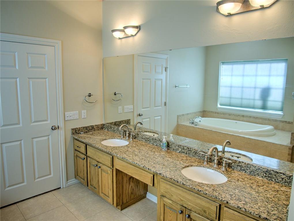 1121 Pinehurst Dr, Norman, OK 73072 photo 24