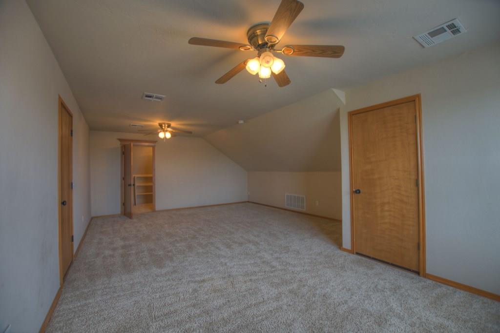 1124 Lanie Ln, Moore, OK 73160 photo 35