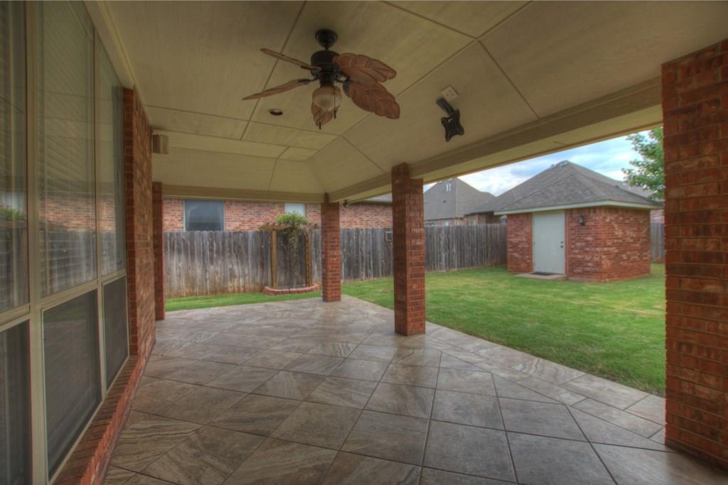 1124 Lanie Ln, Moore, OK 73160 photo 7