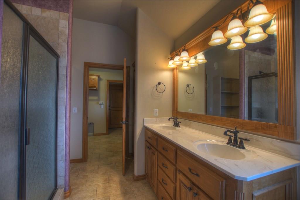 1124 Lanie Ln, Moore, OK 73160 photo 33