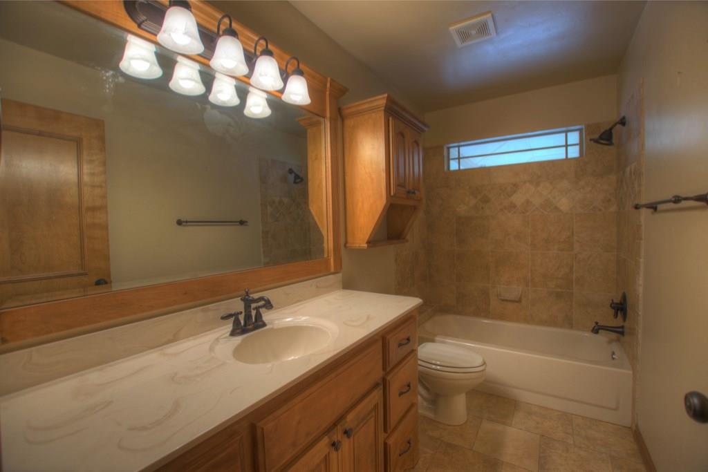1124 Lanie Ln, Moore, OK 73160 photo 28