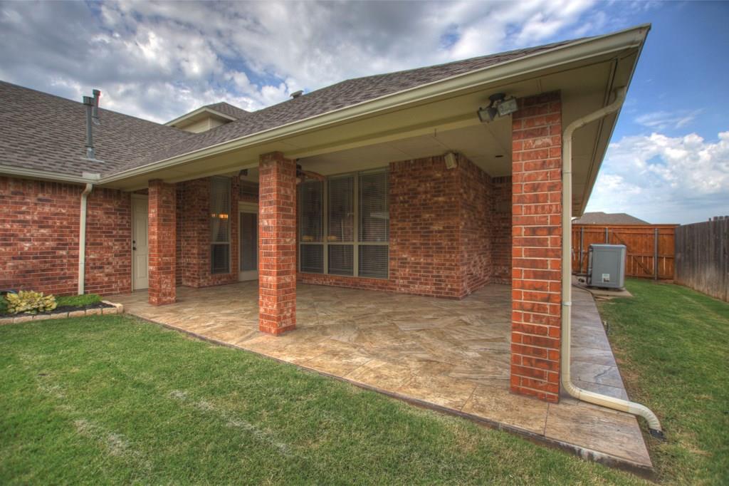1124 Lanie Ln, Moore, OK 73160 photo 6
