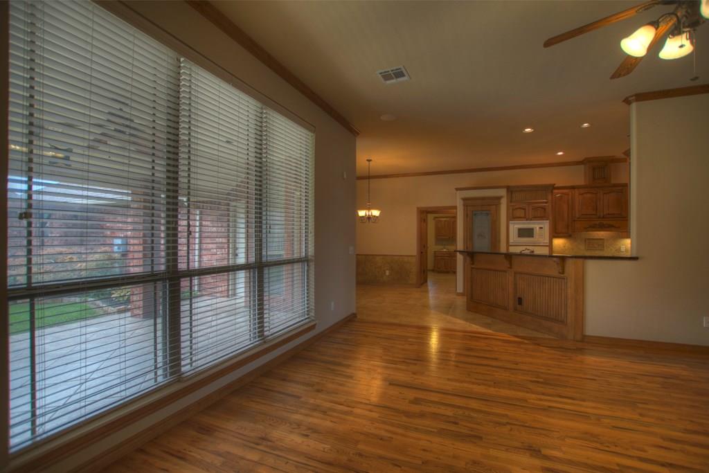1124 Lanie Ln, Moore, OK 73160 photo 15
