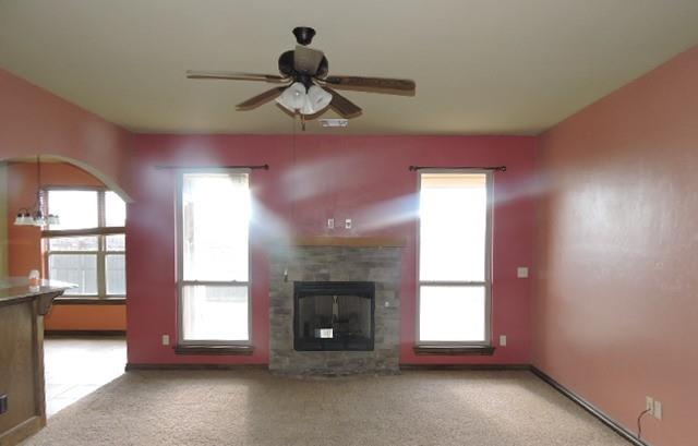 1604 Camelot St, Tuttle, OK 73089 photo 3