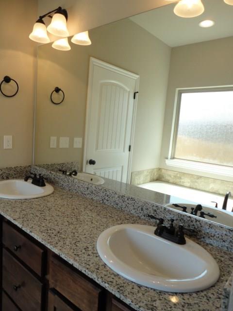 20598 Frontier Ave, Harrah, OK 73045 photo 9