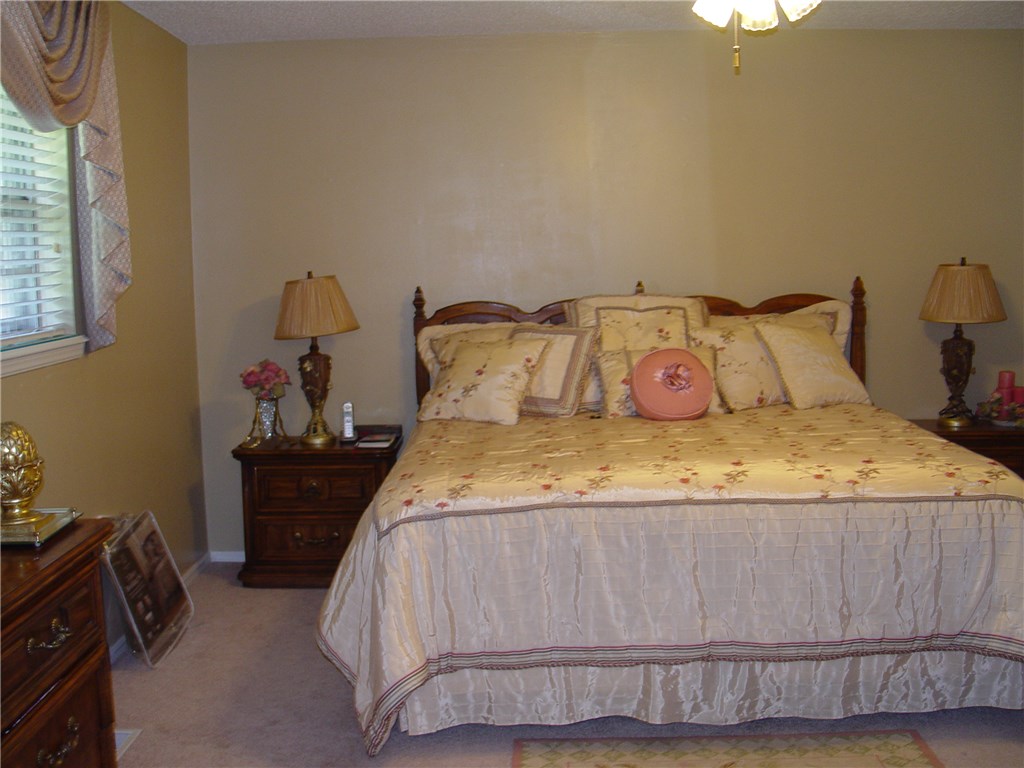 2104 Fox Ave, Moore, OK 73160 photo 11