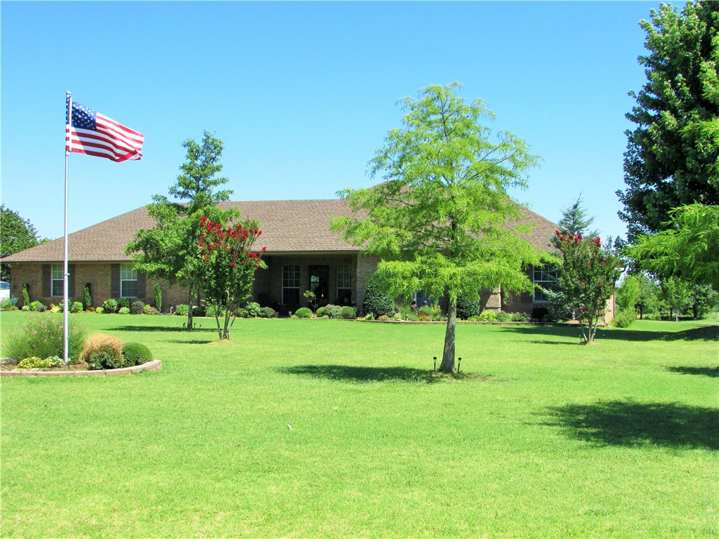 2320 Walnut, Tuttle, OK 73089 photo 3