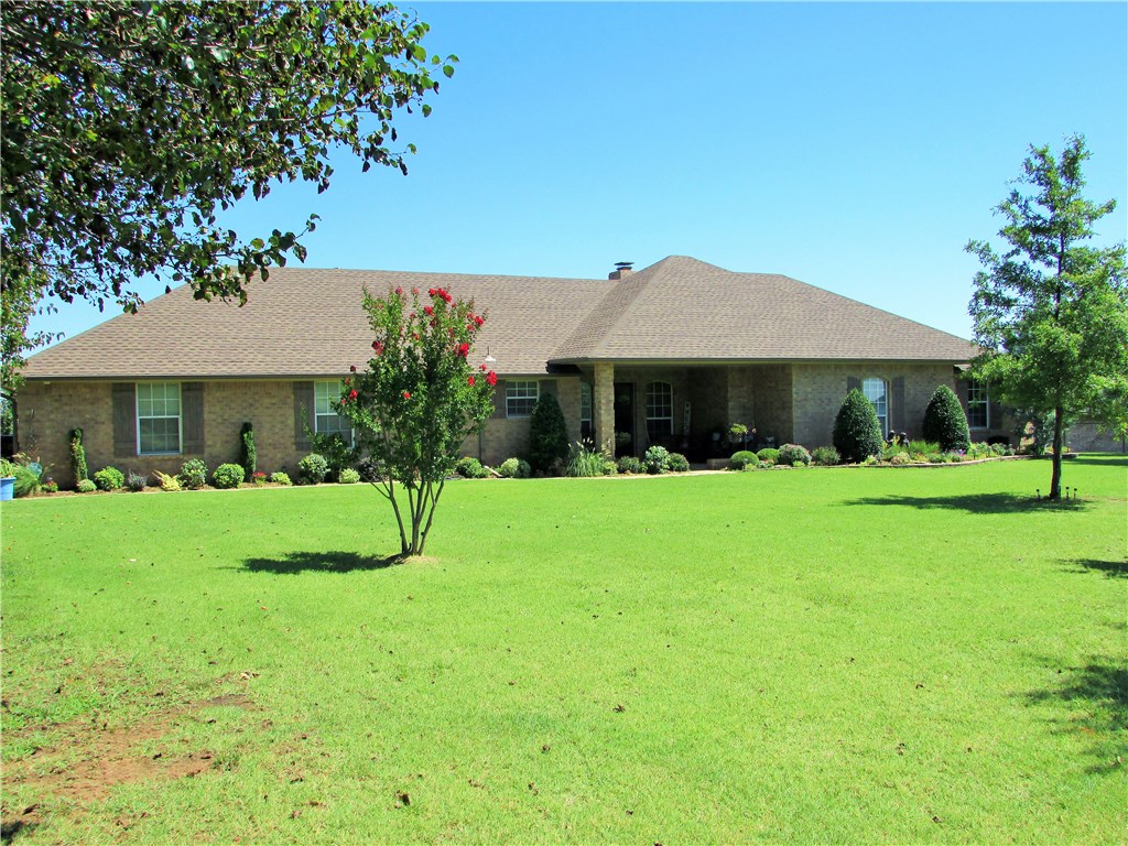 2320 Walnut, Tuttle, OK 73089 photo 1