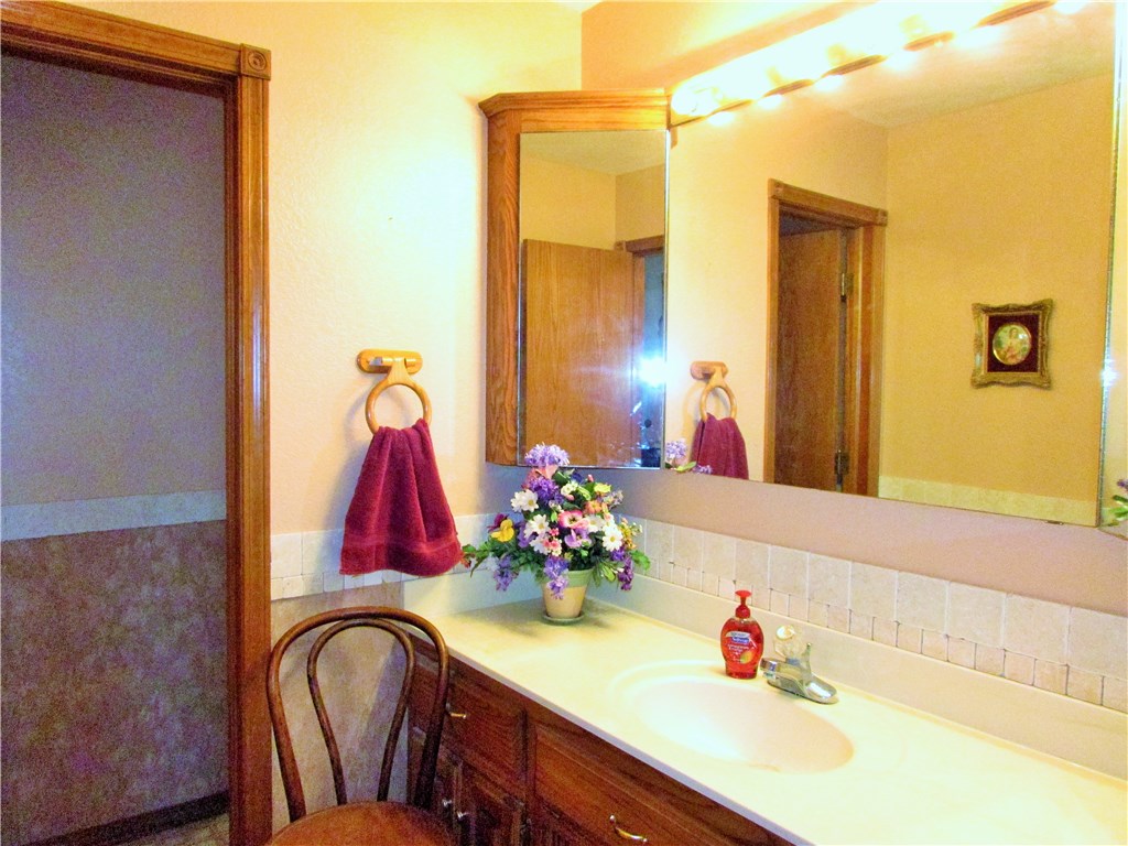 2320 Walnut, Tuttle, OK 73089 photo 11