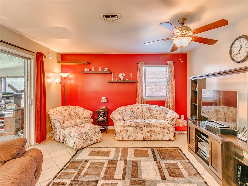 109 Eberle Dr, Moore, OK 73160 photo 19