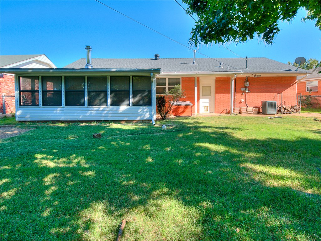 109 Eberle Dr, Moore, OK 73160 photo 15