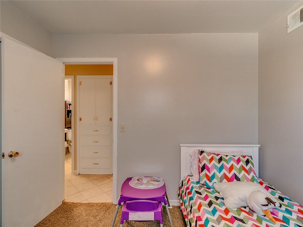 109 Eberle Dr, Moore, OK 73160 photo 30