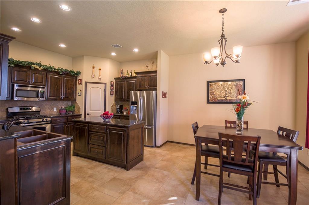 2709 SE 7th St, Moore, OK 73160 photo 5