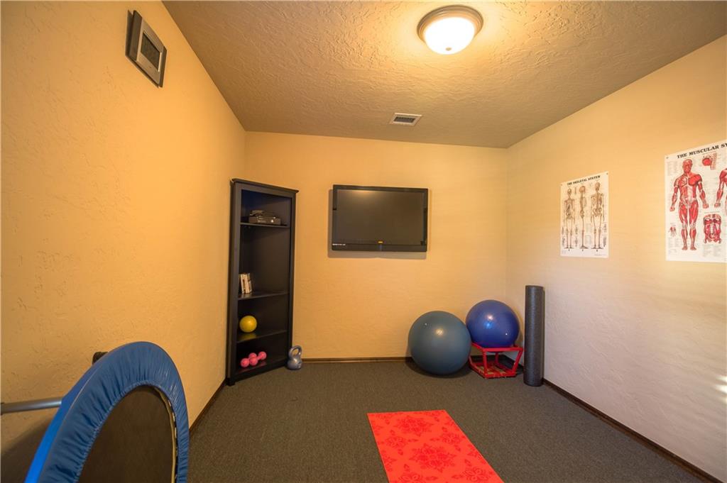 2709 SE 7th St, Moore, OK 73160 photo 23