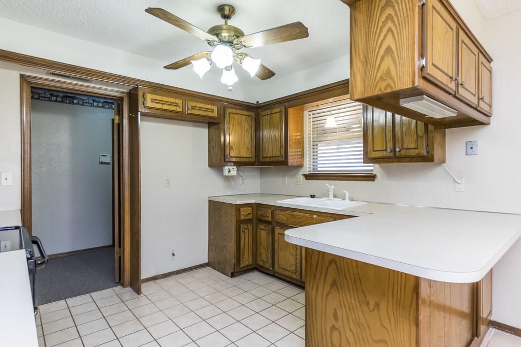 645 NE 16th St, Moore, OK 73160 photo 14