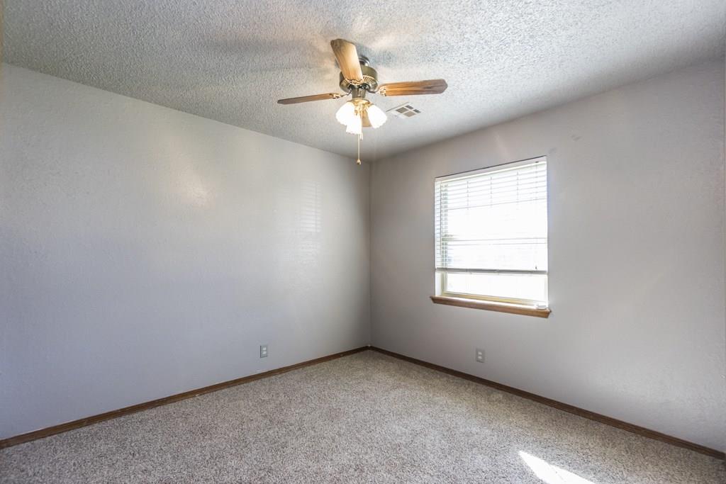 645 NE 16th St, Moore, OK 73160 photo 25