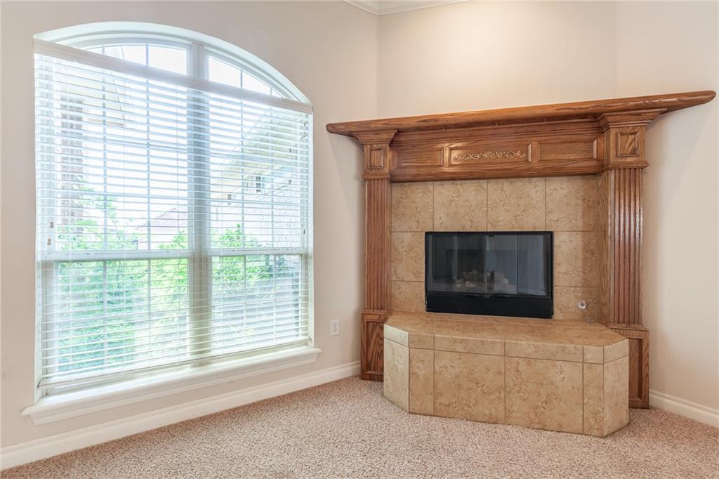 1409 NW 13th Pl, Moore, OK 73170 photo 9